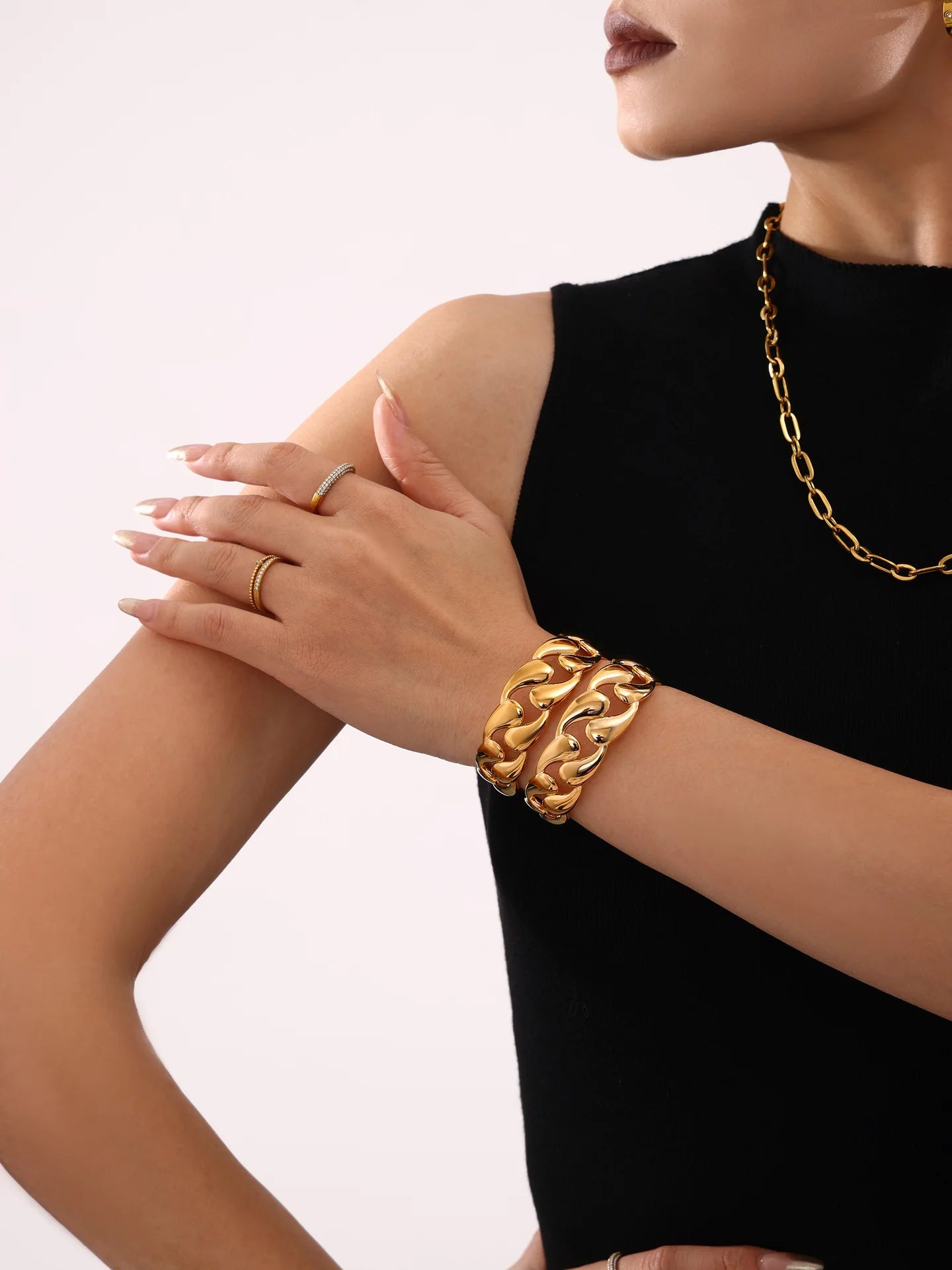 Elvara Drop | 18K Gold-Plated | Water-Inspired