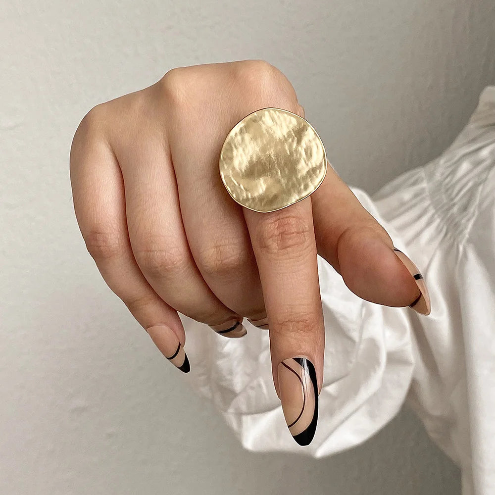 Scultura | Matte Gold | Bold Geometry
