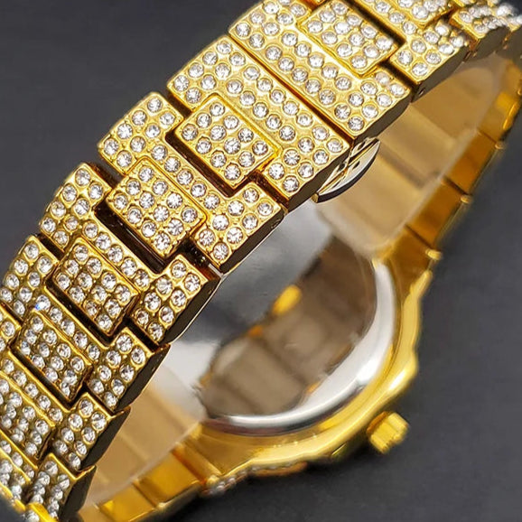 Aurora Royale | Own Your Shine