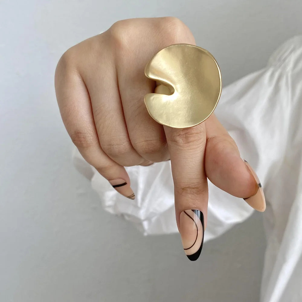 Scultura | Matte Gold | Bold Geometry