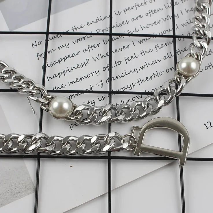 Déloria | Pearl & Chain Statement Belt