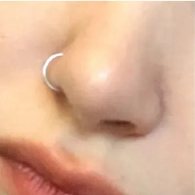 Auralis | Sleek Unpierced Style