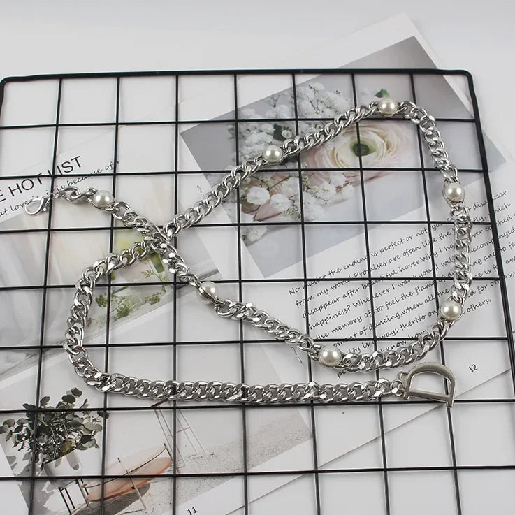 Déloria | Pearl & Chain Statement Belt