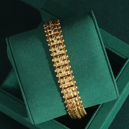 Aurélien | 18K Gold Jewelry | Vintage Stone Inlay
