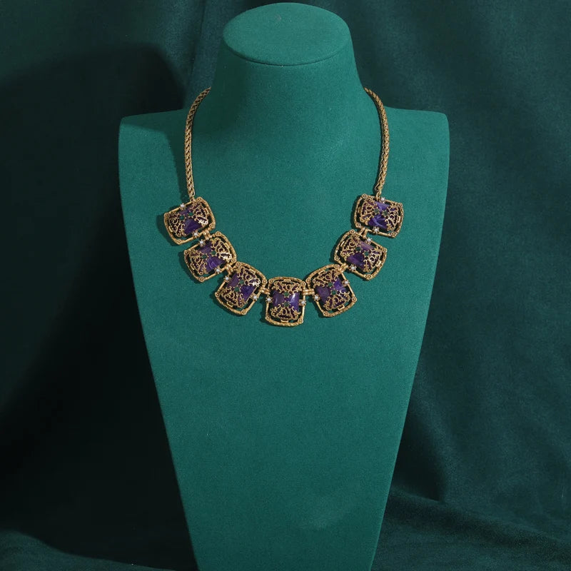 Verdessa Necklace | Gold-Plated Jewelry | Vintage Green Glass