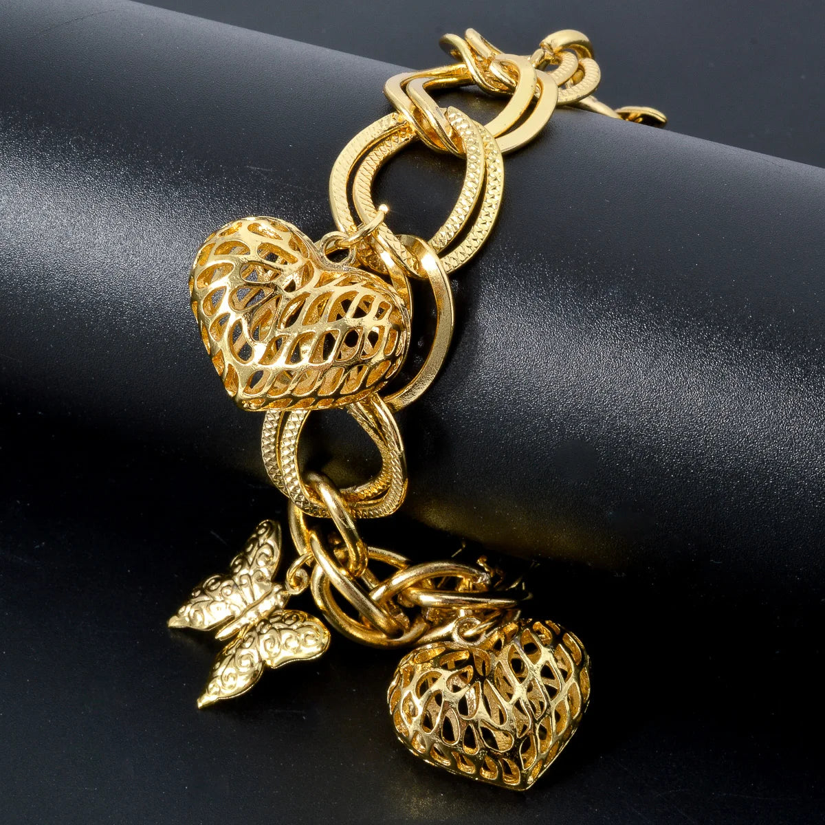 Leone Luce | 18K Gold-Plated | Butterfly & Heart Motifs