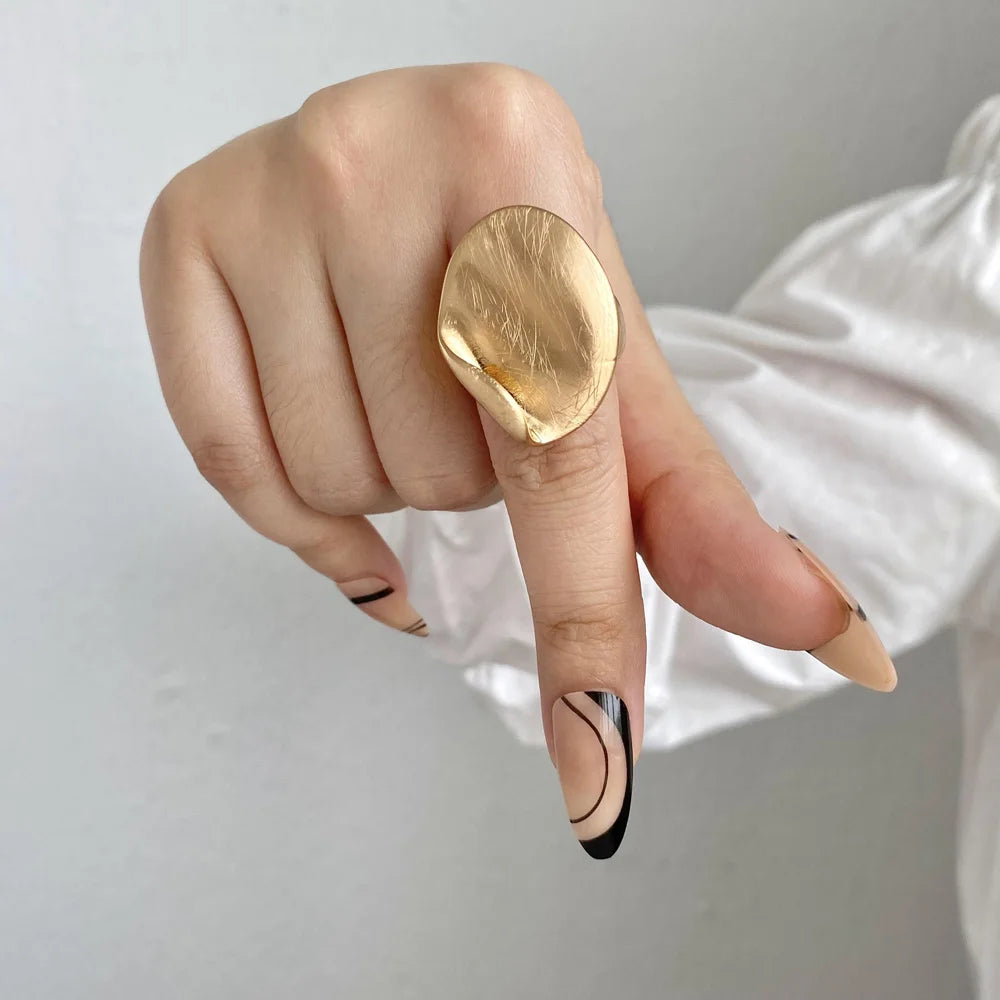 Scultura | Matte Gold | Bold Geometry