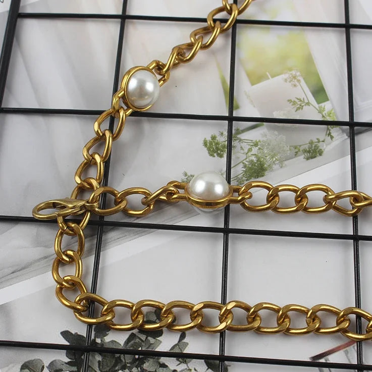 Déloria | Pearl & Chain Statement Belt