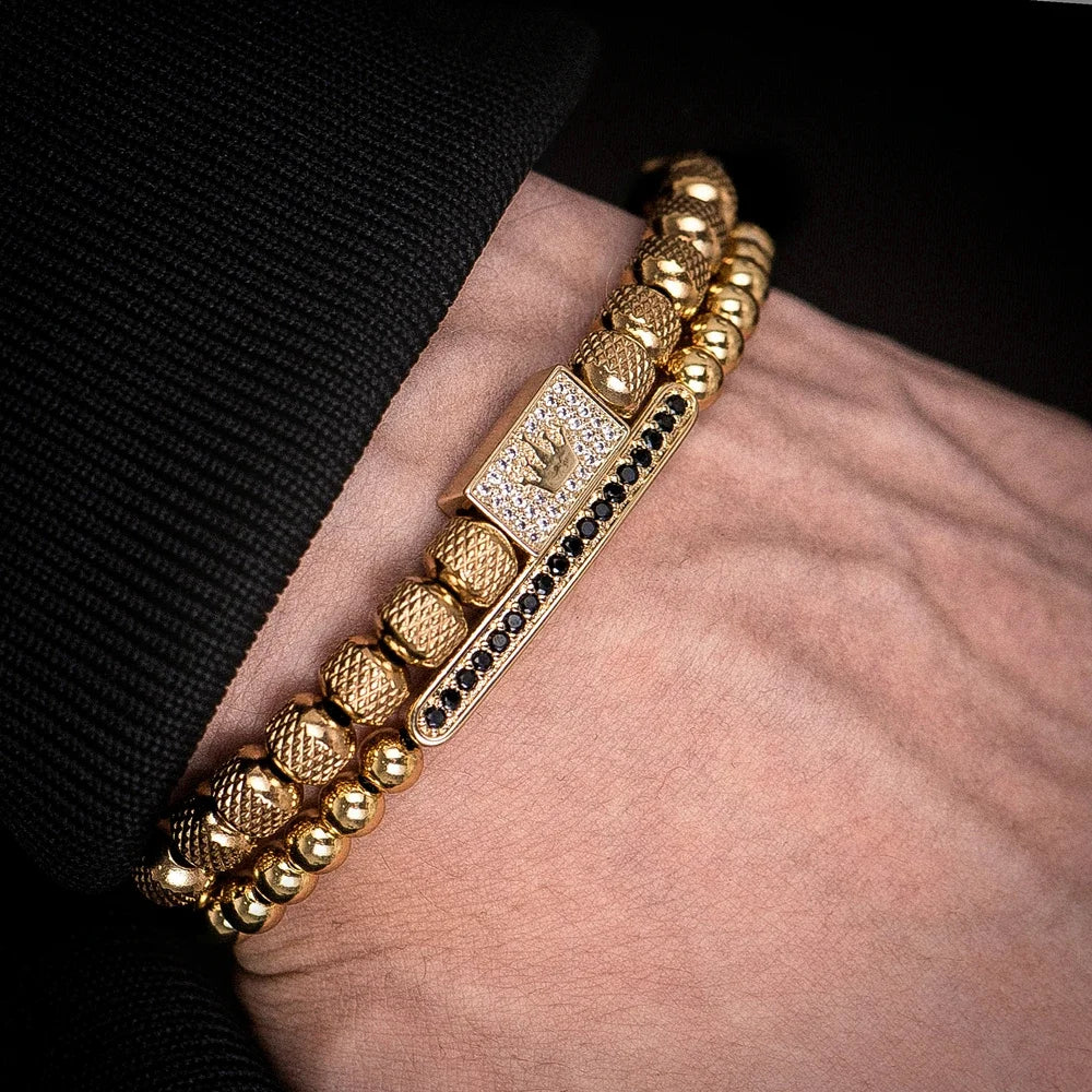 Regnato | Crowned Elegance in Beads