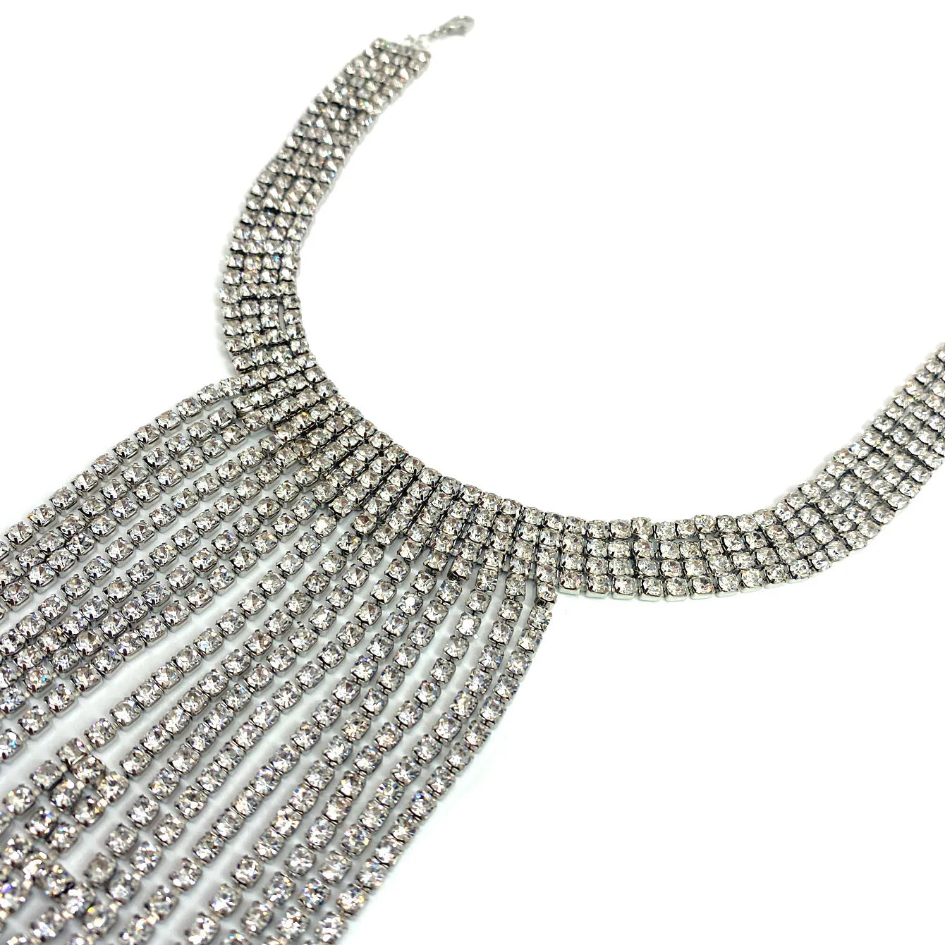 Aurivienne | A Cascade of Crystal Fire