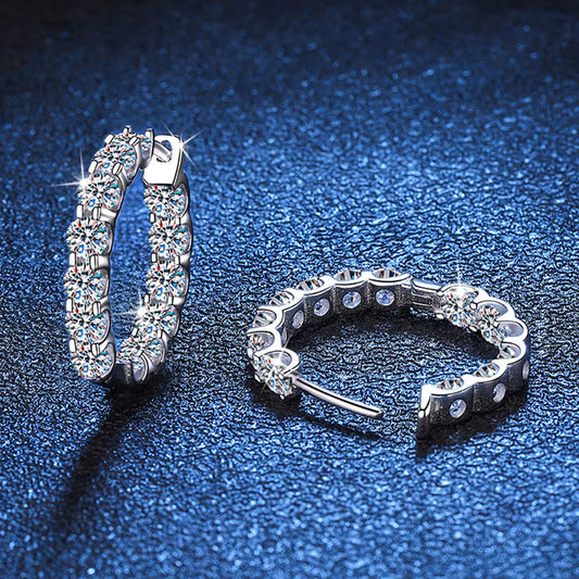 Lunéra — Moissanite Hoop Radiance