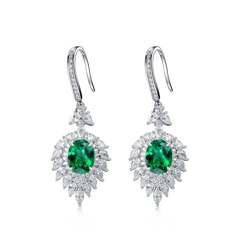 Émeraudia | Regal Green in Motion