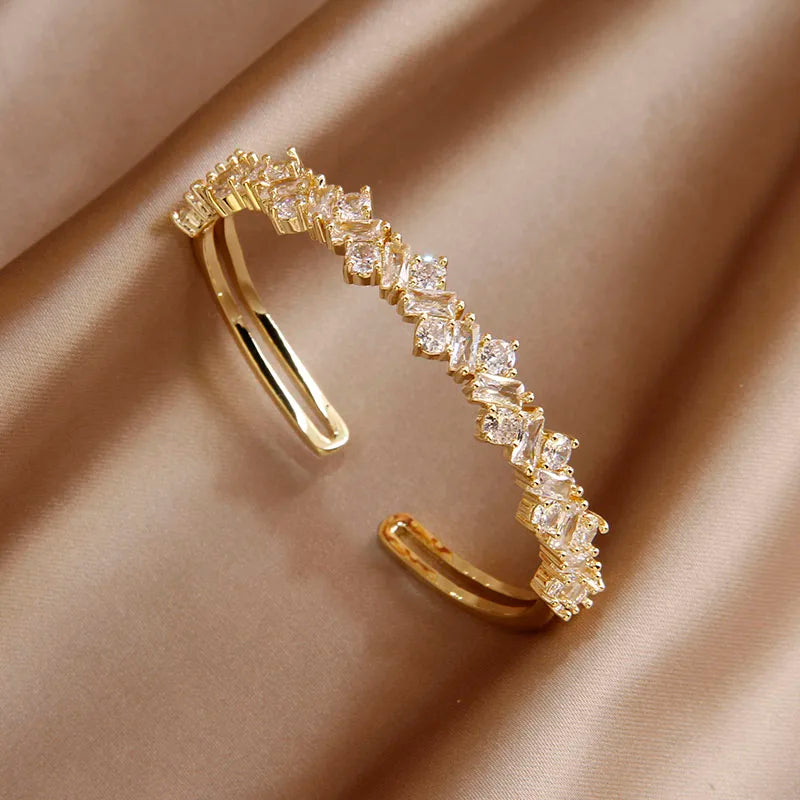 VELARA Bangle | Gold Jewelry | Letter V Cuff Design