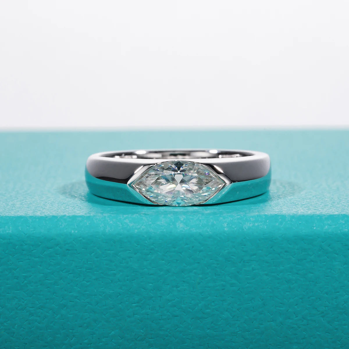 Marquessa | 1ct Moissanite | 925 Ayar Gümüş & 18K Beyaz Altın