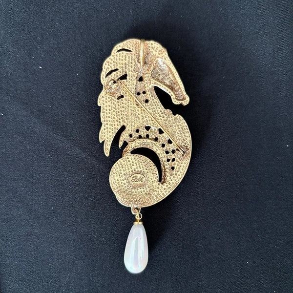 Equinaris — Royal Enamel Grace