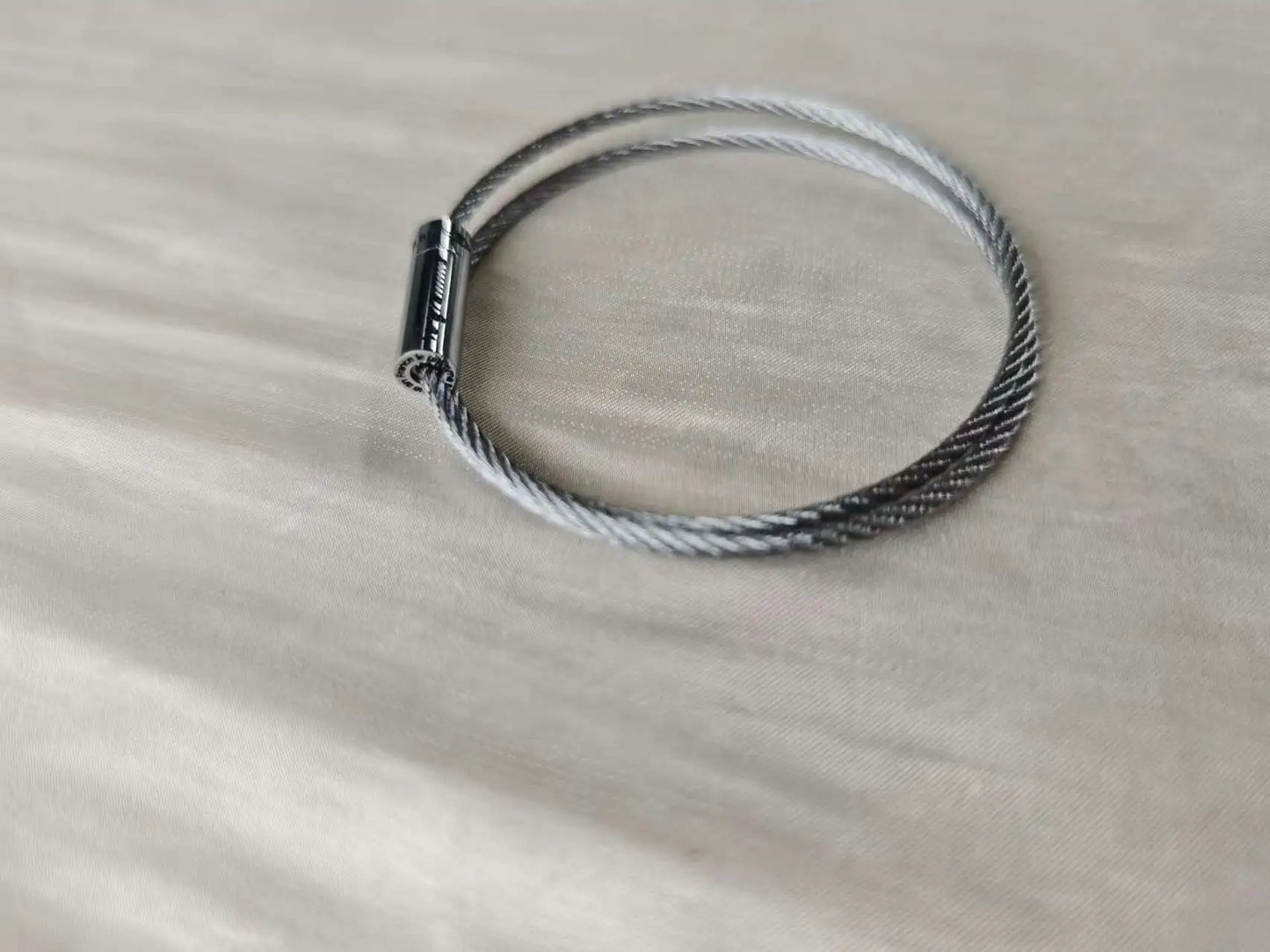 Bisligné | Silver Double-Layer with Screw Clasp