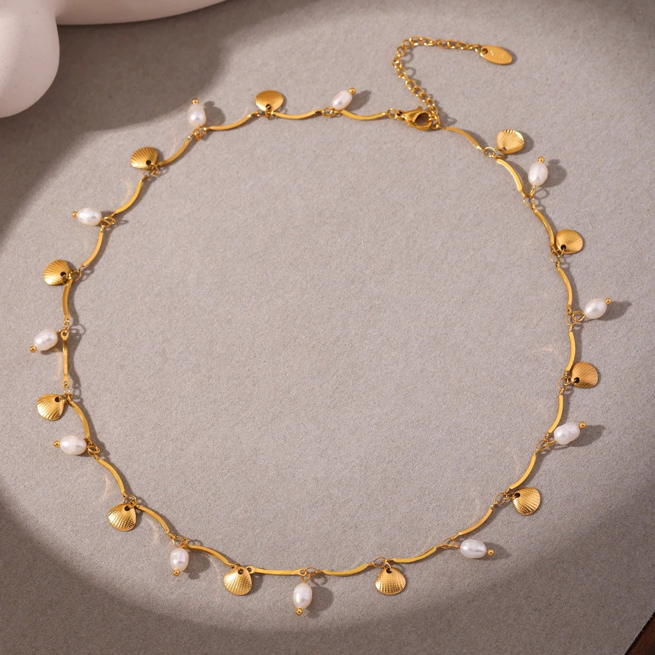Ocevara | Golden Tides of Pearl