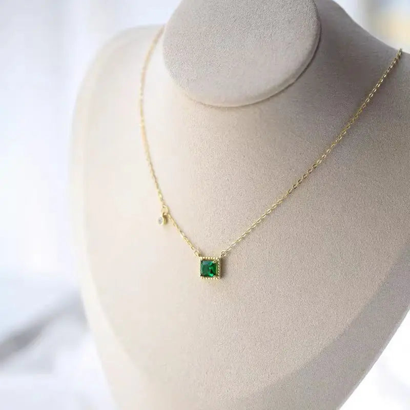 المربع الزمردي | مطلي ذهب 14K | بريق زركون