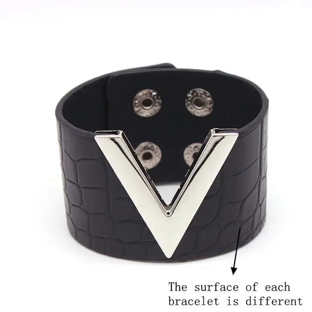SAVERRA Wrap Bracelet | Leather Jewelry | Leopard V Design