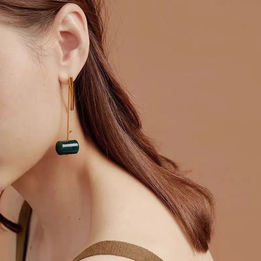 Aurivane — Modern with Gem Glow