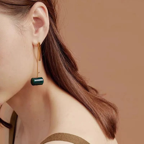 Aurivane — Modern with Gem Glow