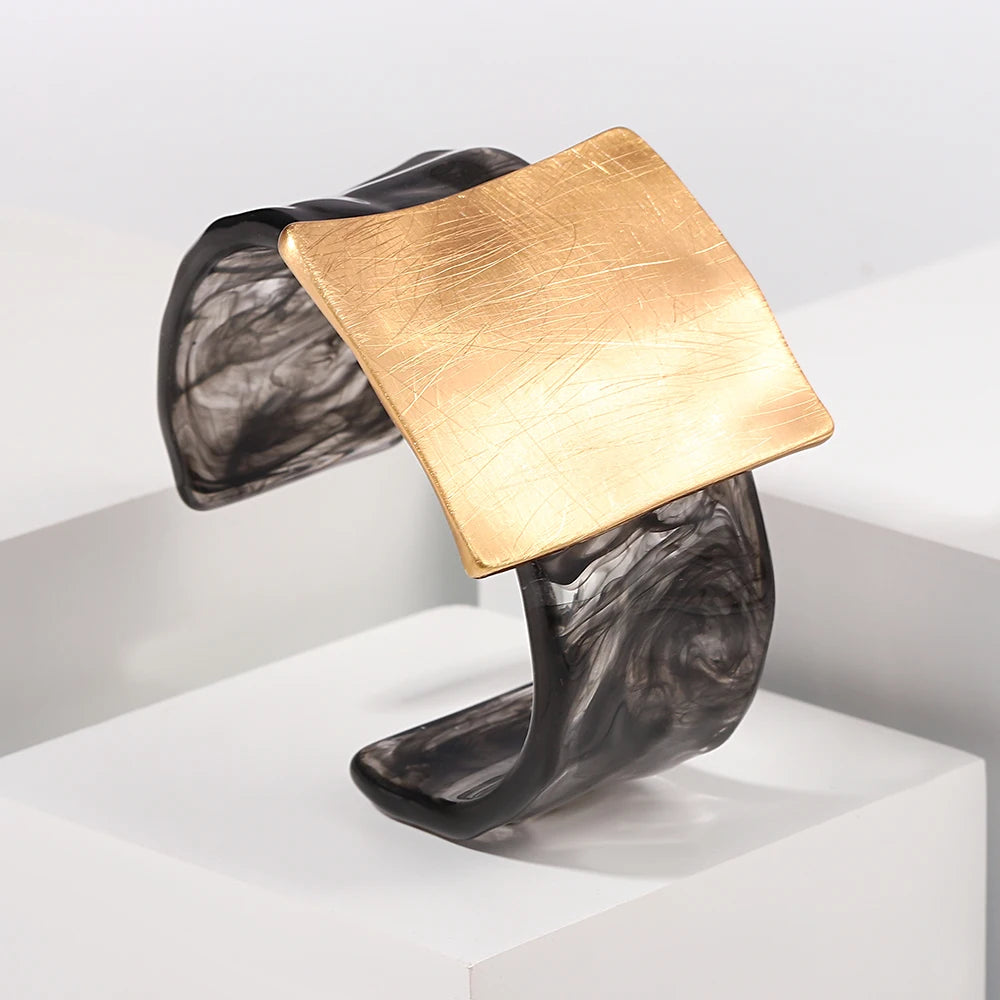 Arcflare | Matte Gold | Sculptural Resin