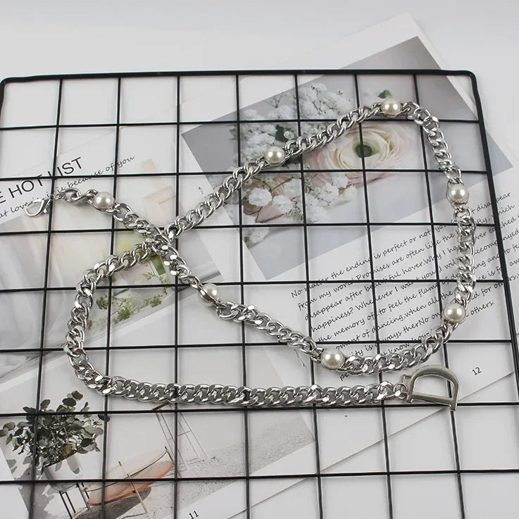 Déloria | Pearl & Chain Statement Belt