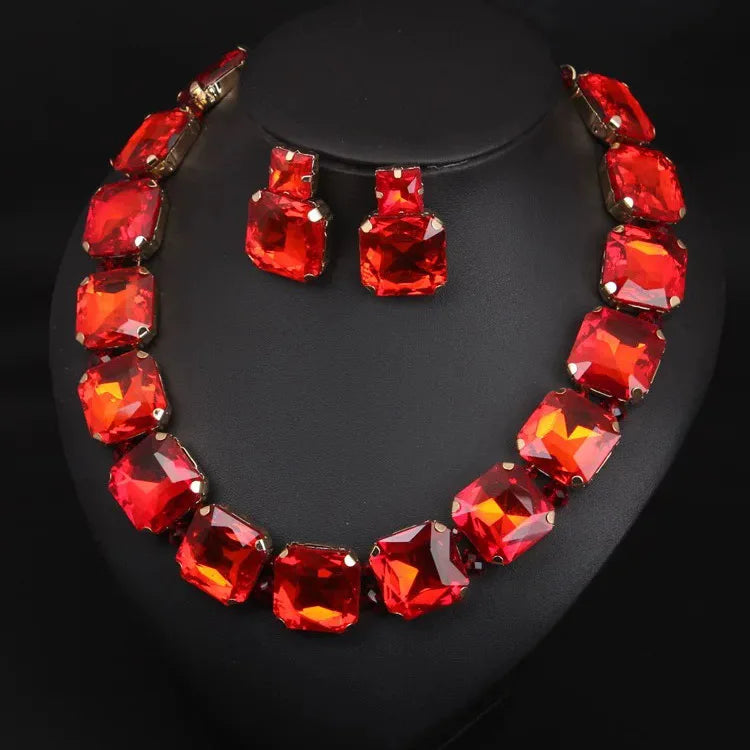 Aurestra | Bold Radiant Stones