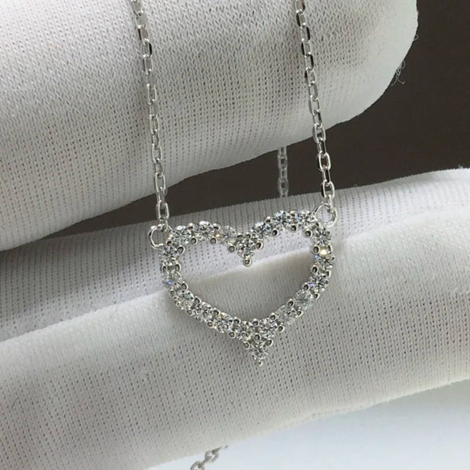 Cœurélia | A Heart Crowned in Platinum