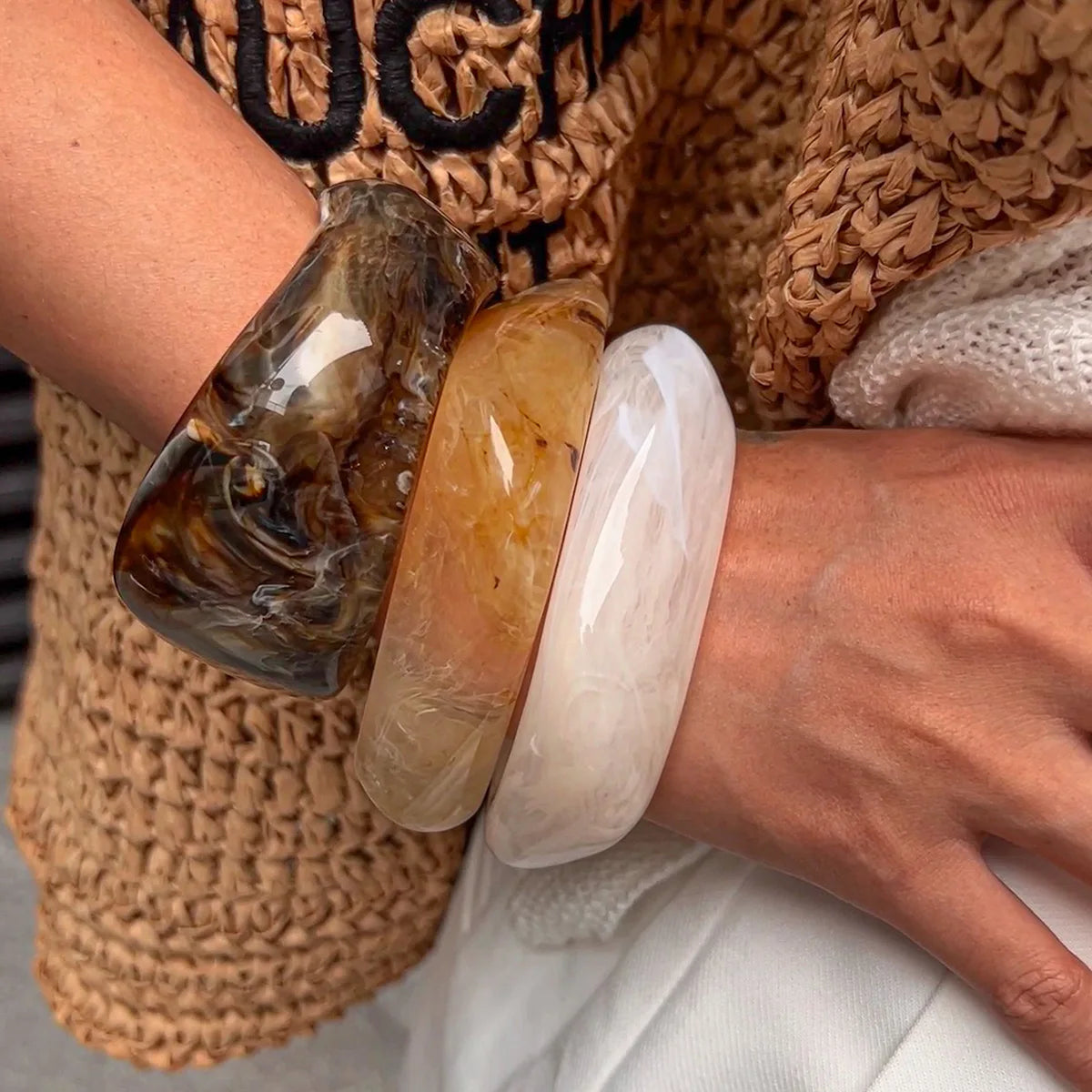 Marbélis | Resin | Retro Statement Bangle