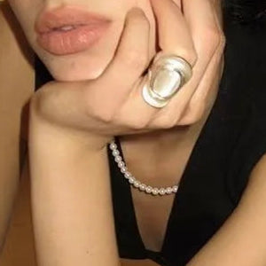 Lunare — Sculpted Opal Aura