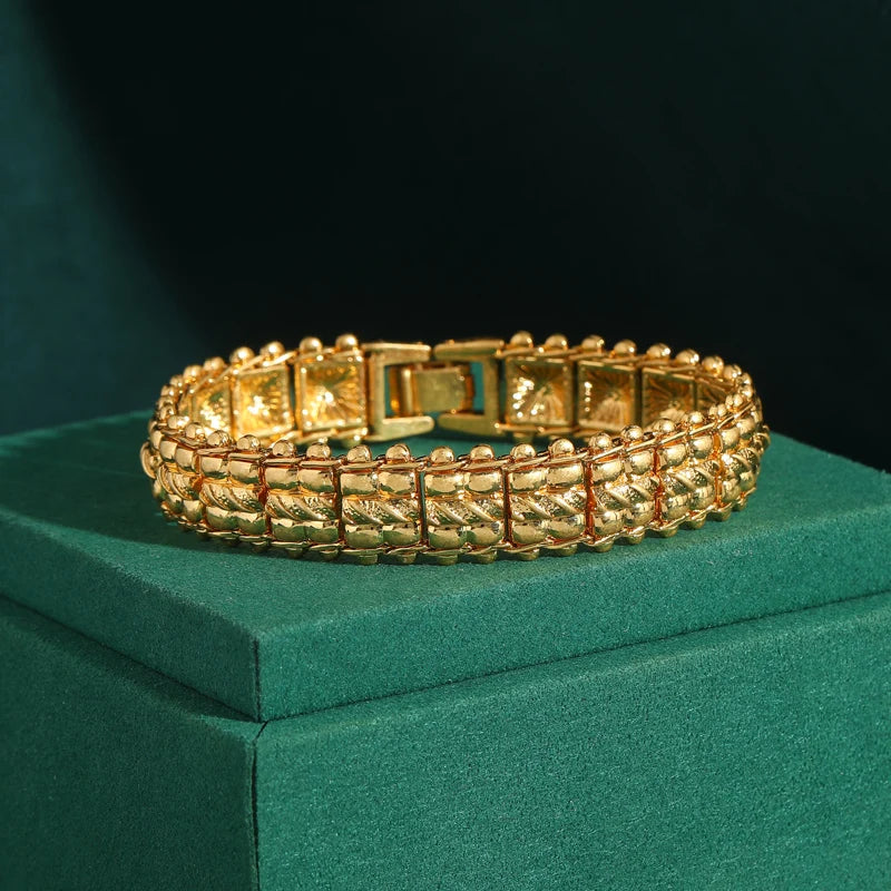 Aurélien | 18K Gold Jewelry | Vintage Stone Inlay