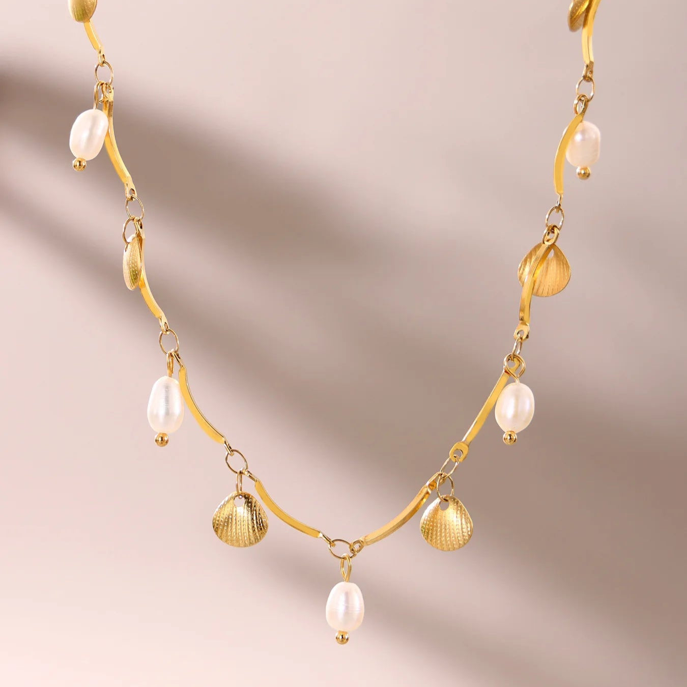 Ocevara | Golden Tides of Pearl
