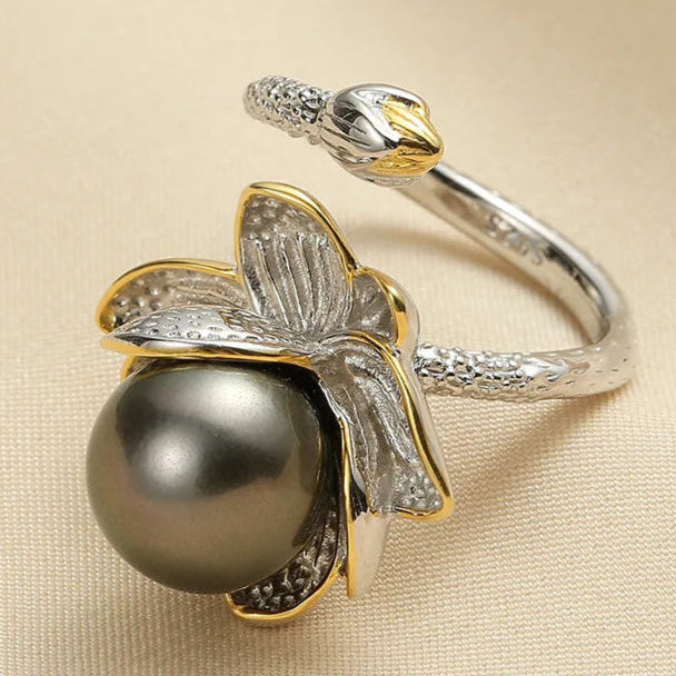 Lotéra | Tahitian Black Pearl | Lotus Design