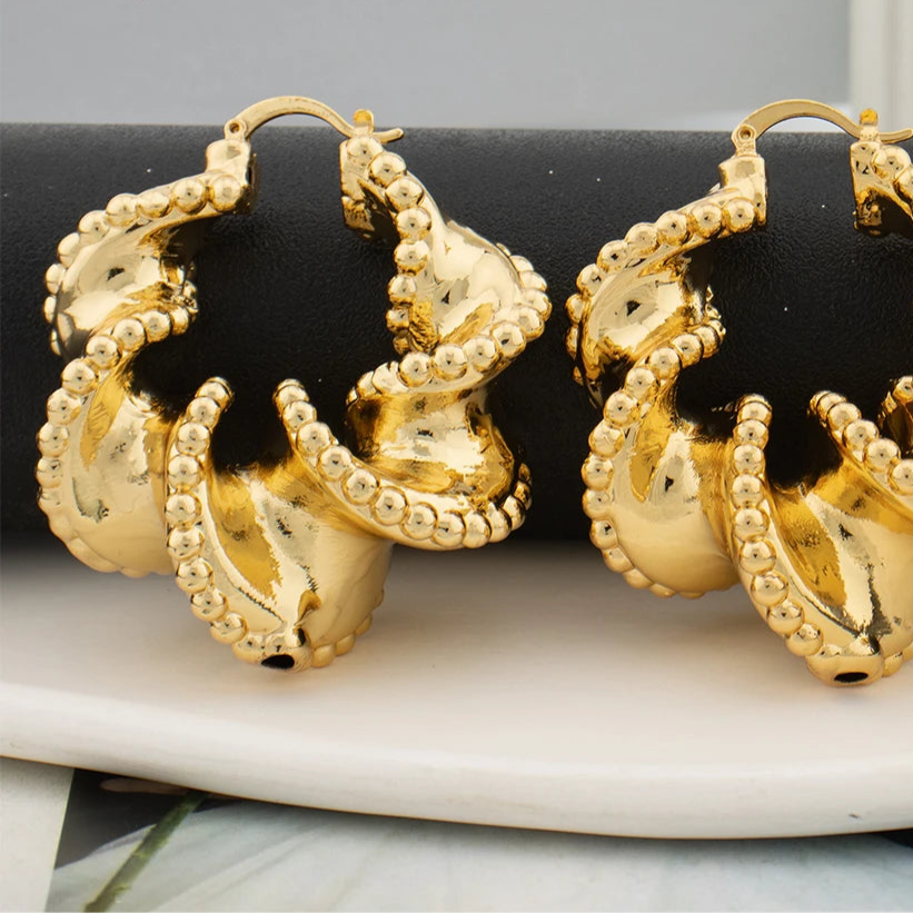 Regalia | Golden Vintage Hoops