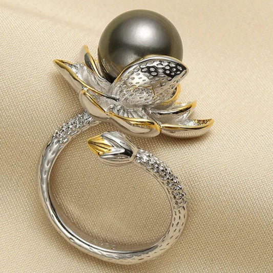 Lotéra | Tahitian Black Pearl | Lotus Design