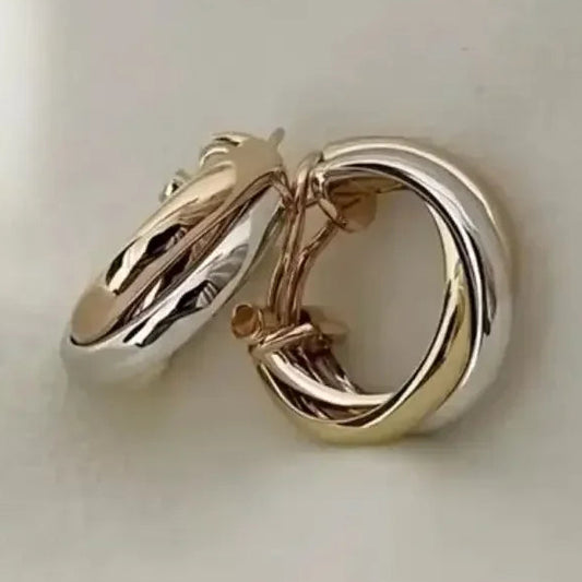 Élanza — Hyperbolic Light in Silver