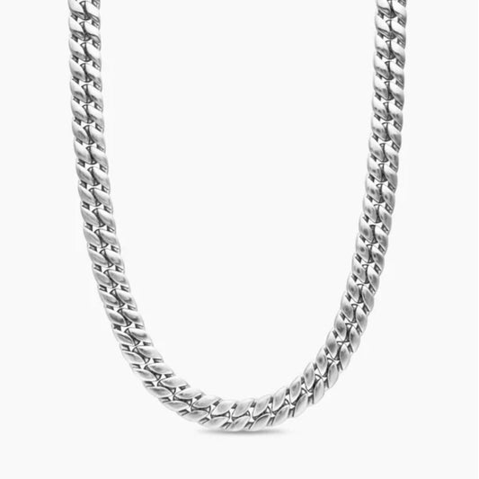 Curb Chain Necklace  | Handcrafted in Italian 925 Silver. on a white background