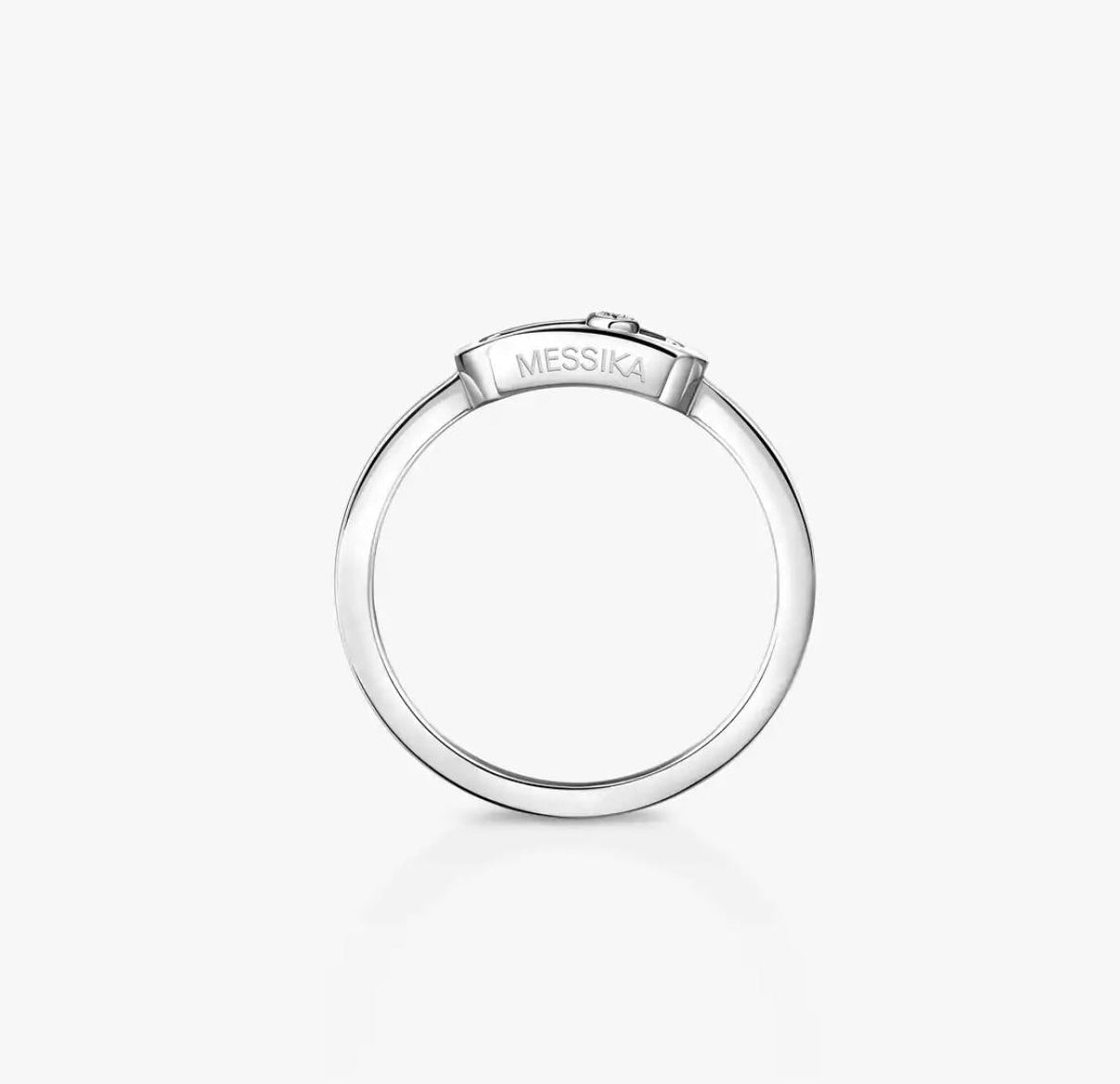 Silver Move Uno ring with a diamond on a white background