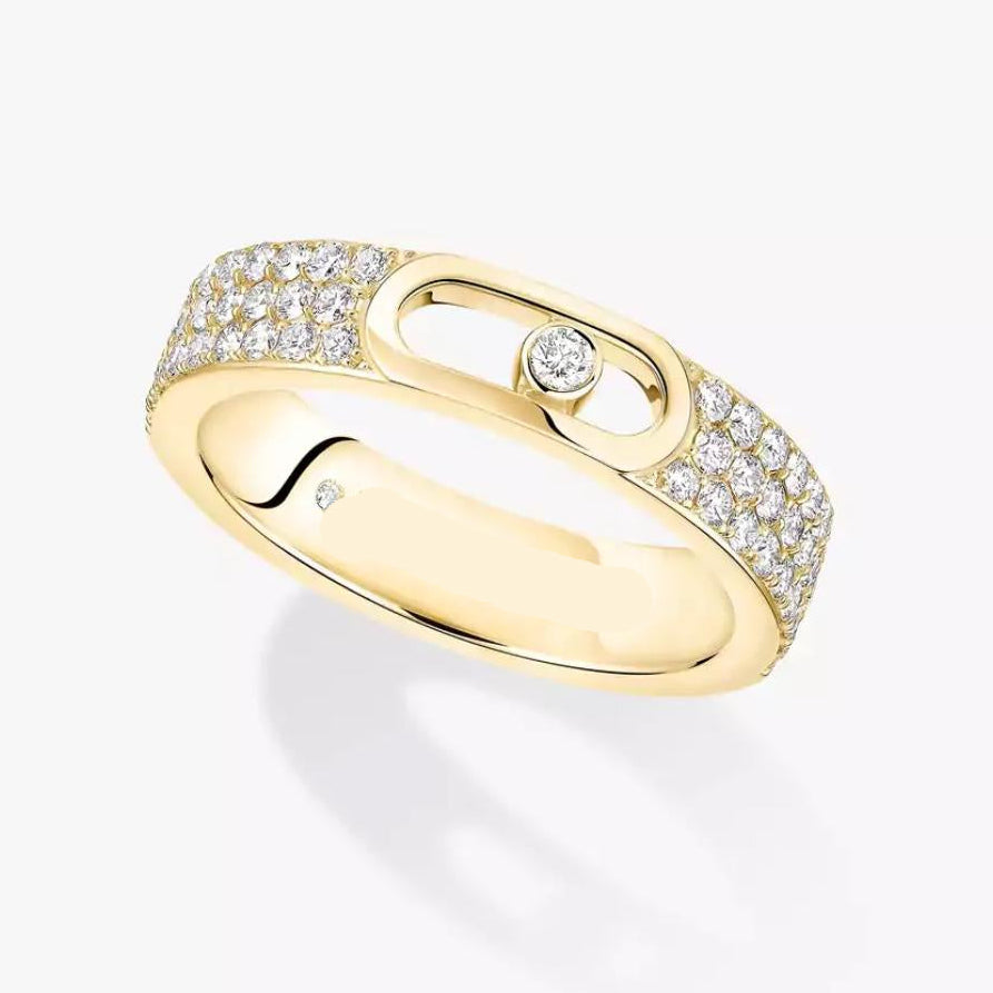 MOVE JOAILLERIE PAVÉ WEDDING RING on a white background