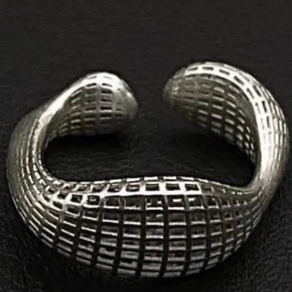 Novera — Titanium Vision