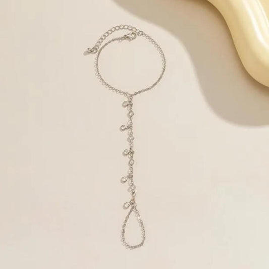 Élysara — Whisper of Crystal Chains