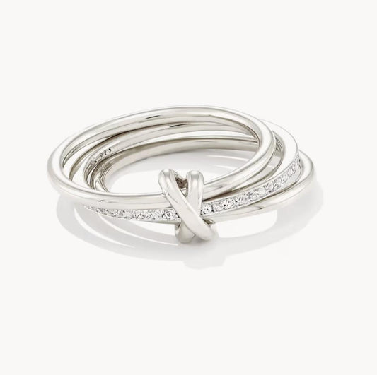 Triéne — Moissanite Balance Ring
