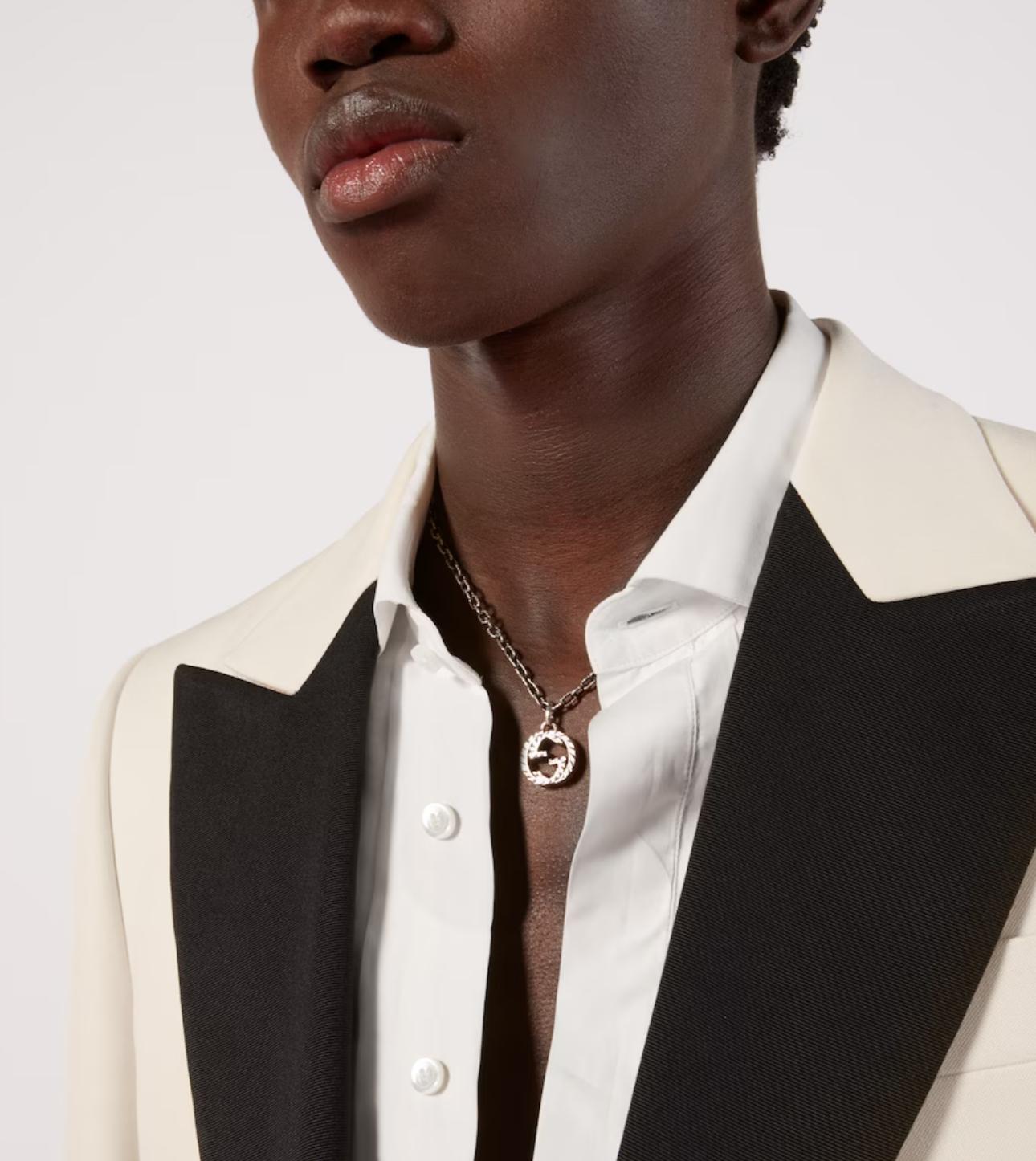 Orralis — Sculpted Silver Circle