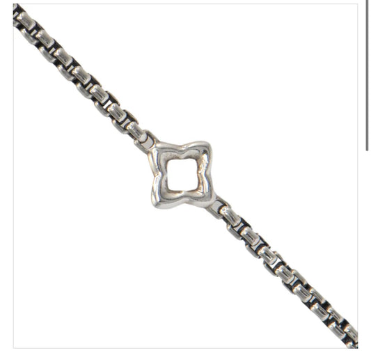 Stellara Necklace | Double-Row Quatrefoil Station Chain