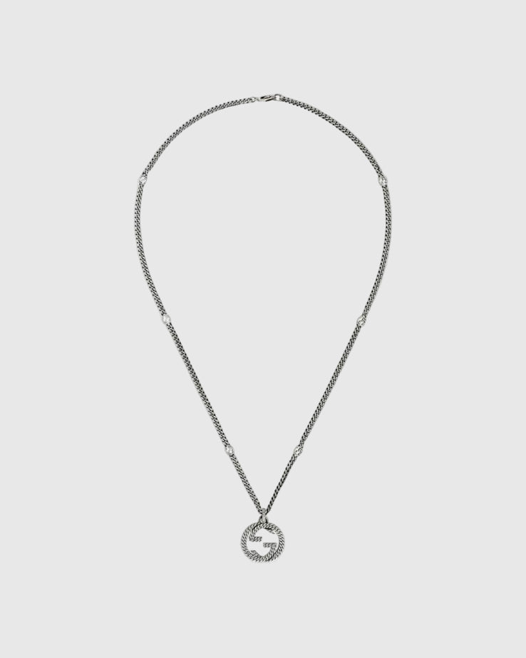Full studio view of the vintage 925 sterling silver necklace featuring alternating smooth and twisted rope chain links.
