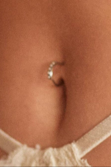 Veloura | Chic Clip-On Belly Charms